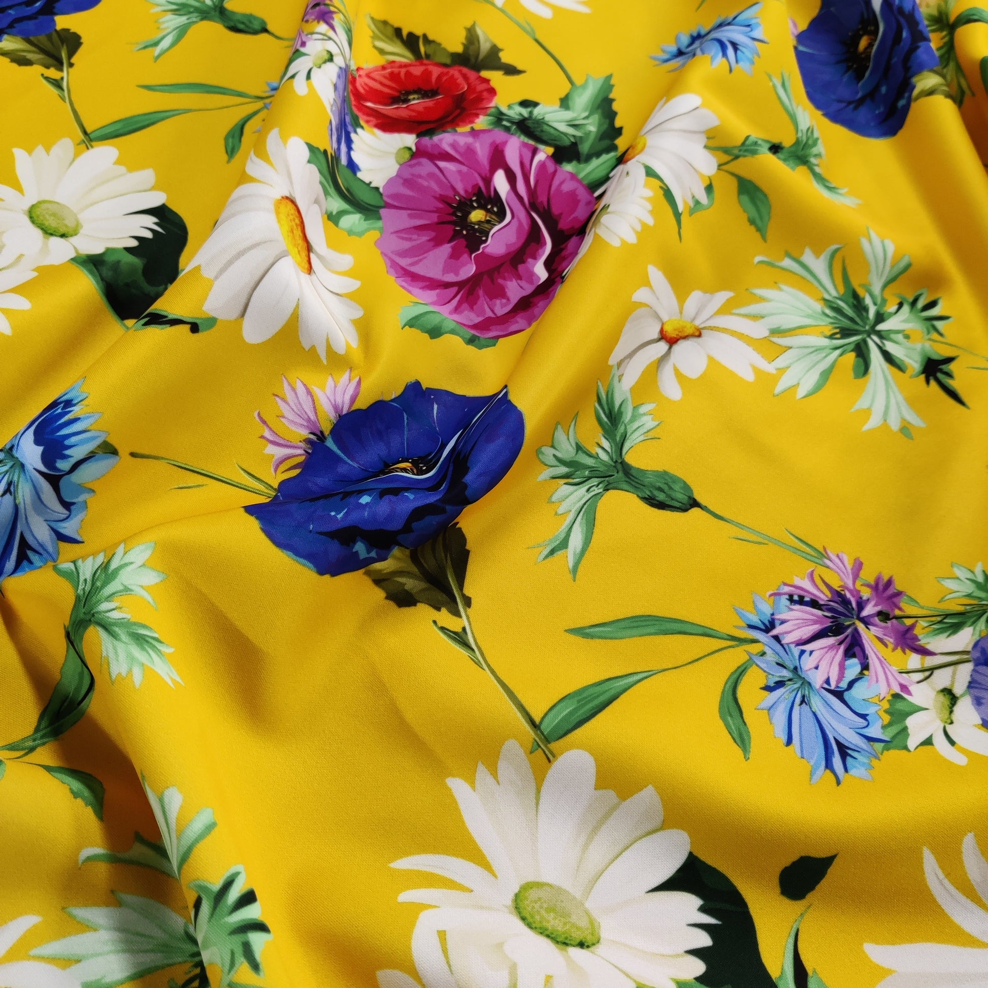 FS820 Floral | Fabric | drape, elastane, Fabric, fashion fabric, Floral, Flower, jersey, making, Polyester, Purple, Scuba, sewing, Skirt, stretch, Stretchy | Fabric Styles