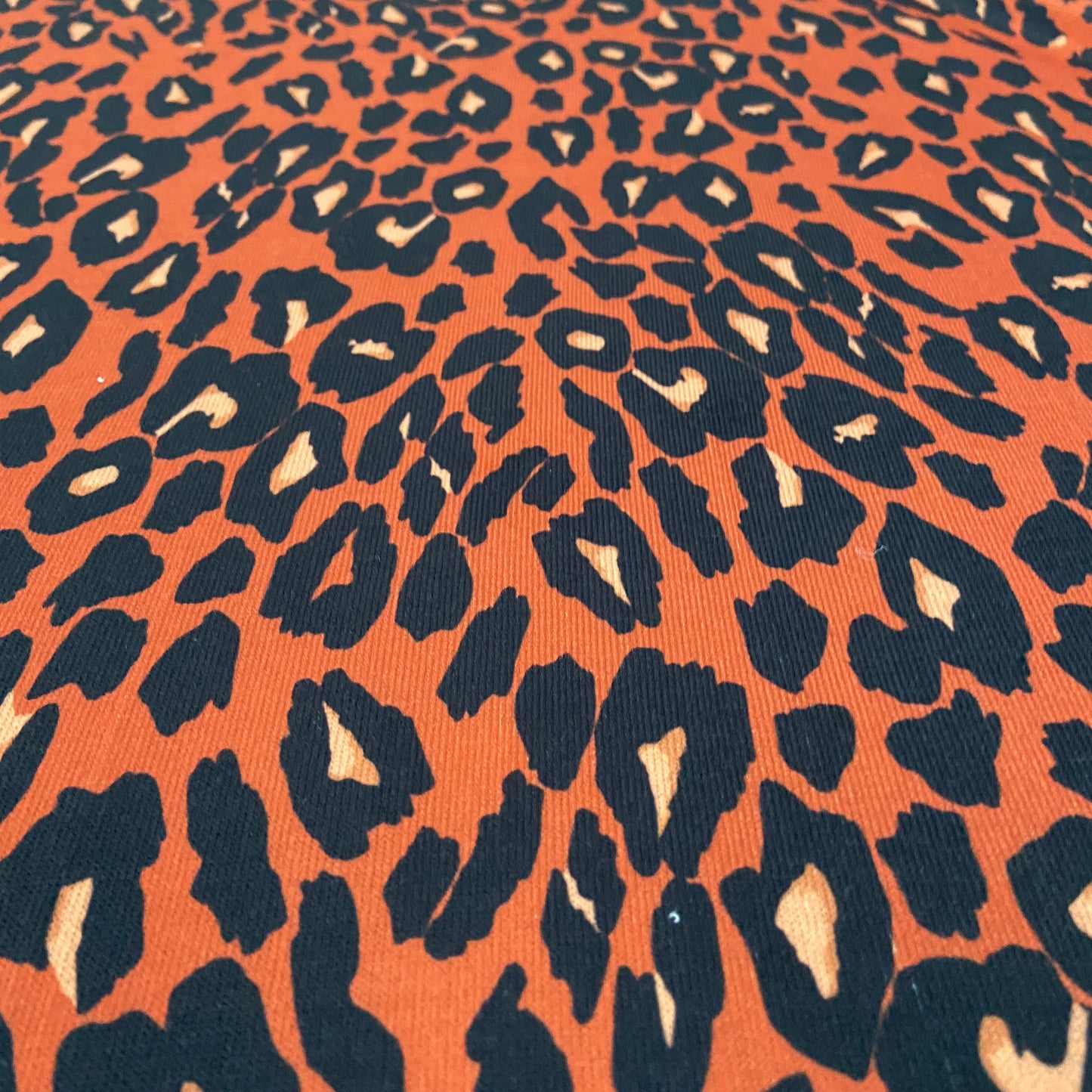 FS645_2 Orange Leopard Knitwear